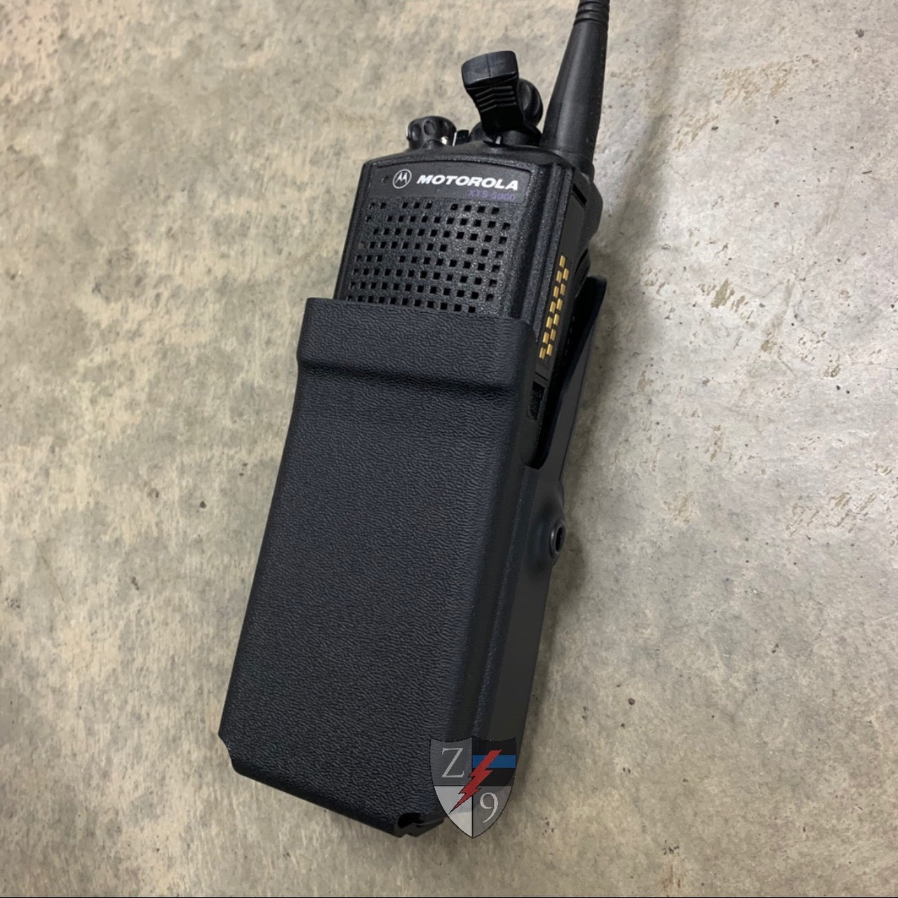 XTS5000 plain black radio case