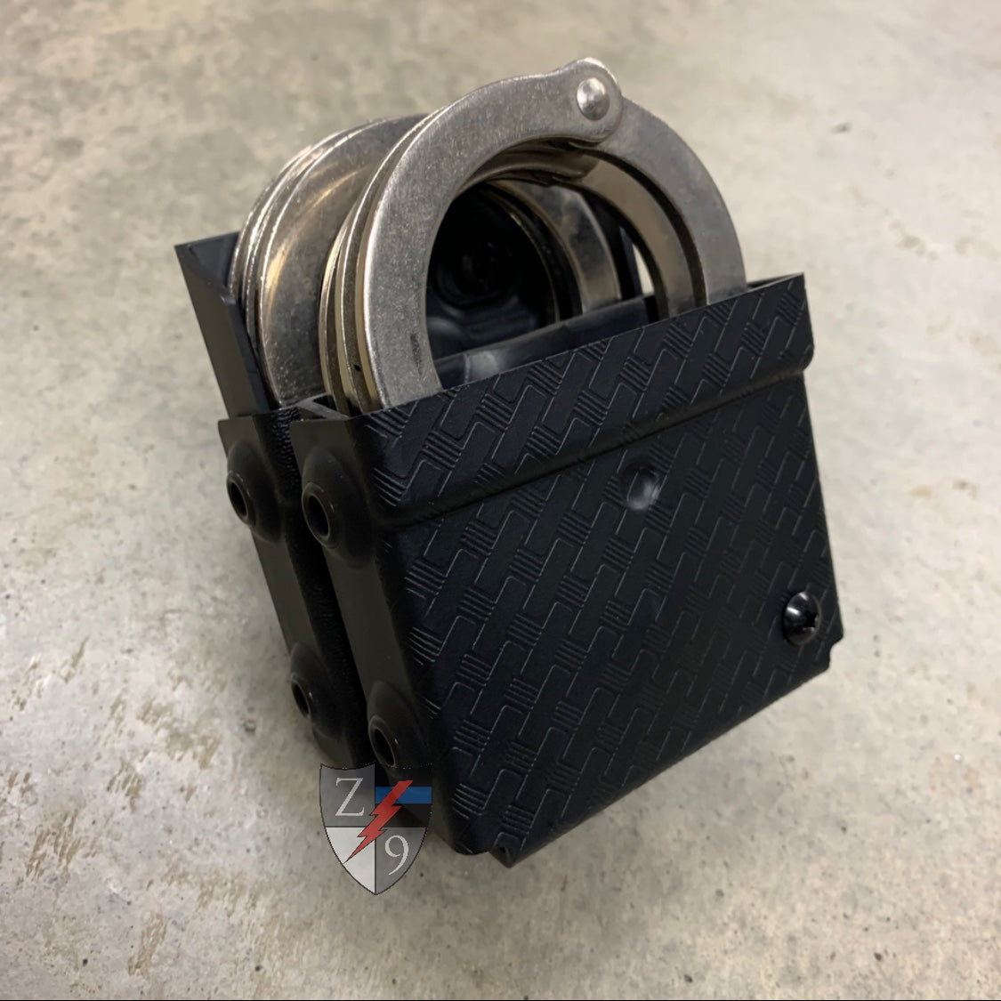 Basketweave Double Standard Cuff Case